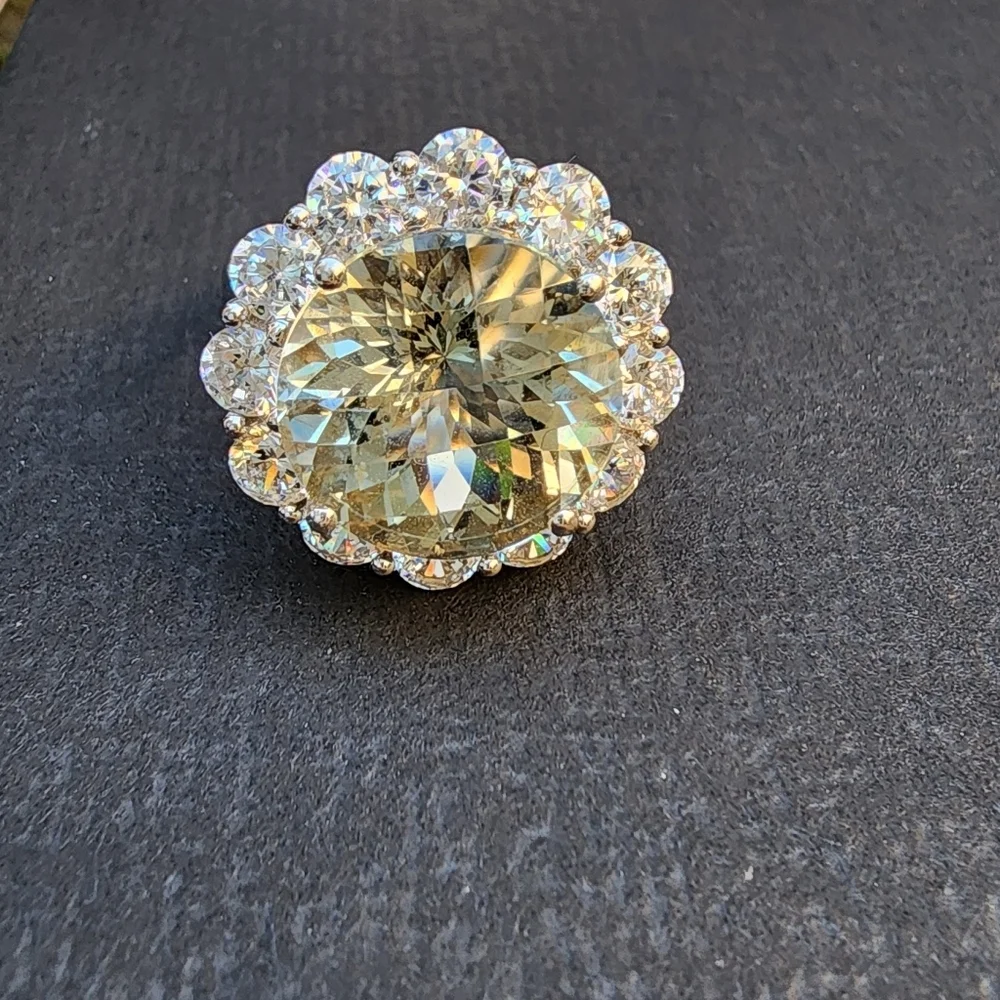 925 Silver light green stone Ring